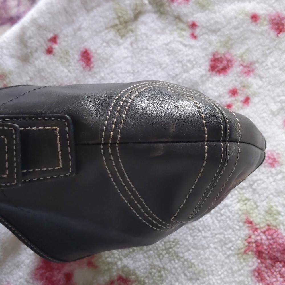 Coach purse - Picture 6 of 12